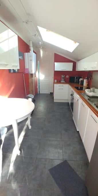 Comme A La Maison Cenon Exteriör bild